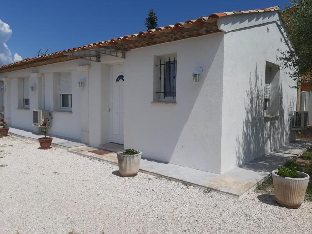 Villa Le coin des Oliviers à Puget-sur Argens Extérieur photo